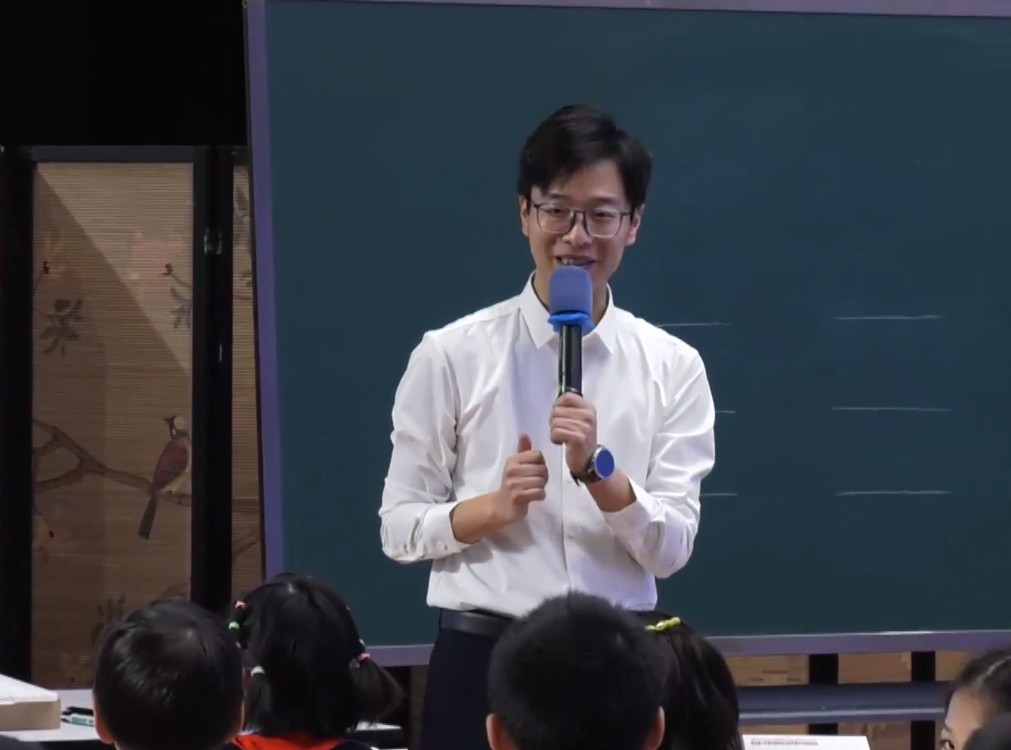 呂柏邑，《池子與河流》，三年級下冊，第二單元