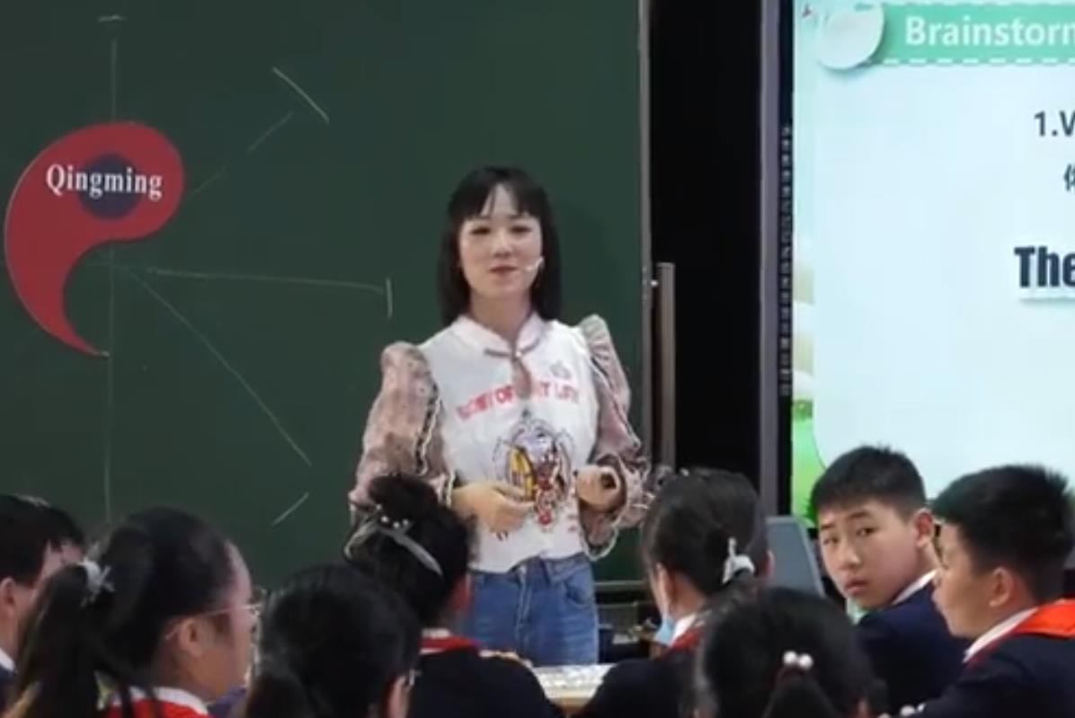張茨鑫，綜合語(yǔ)用課《The Qingming Festival》，六年級(jí)，人教版