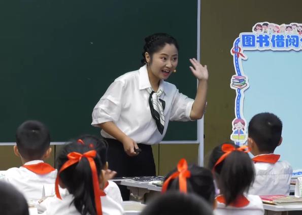 李婷婷，《圖書借閱公約》，二年級(jí)下冊(cè)口語交際，第五單位
