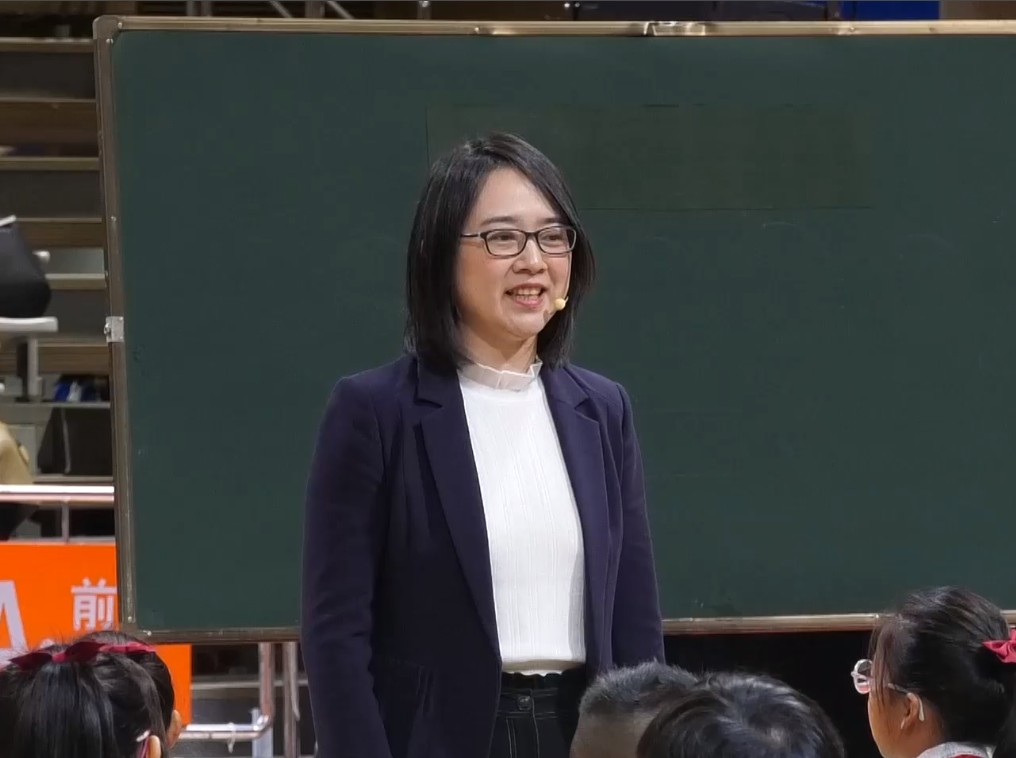 王妍，《精衛(wèi)填?！?，四年級(jí)上冊(cè)，第四單元