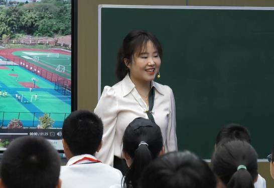 賀靜，《漫畫的啟示》，五年級(jí)下冊(cè)習(xí)作，第八單位