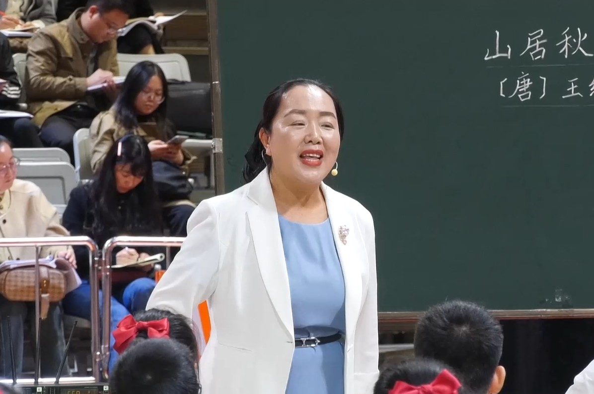 郝曉怡，《古詩(shī)詞三首》，五年級(jí)上冊(cè)，第七單元