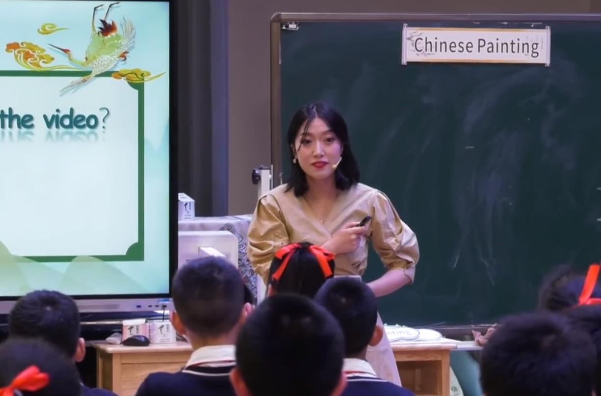 陳明玥，綜合語用課《Chinese Painting》，五年級(jí)，自編文本