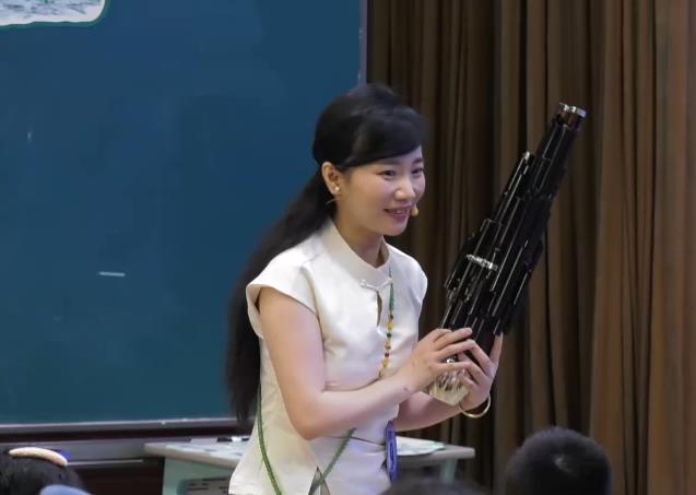 周曦，《楊柳青》，三年級(jí)下冊(cè)，人音版